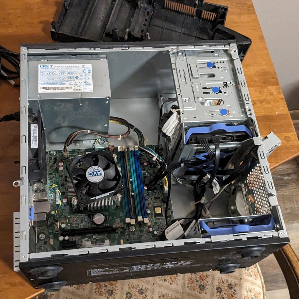 Custom Built Computers **Please Read Description** - Picture 7 of 16